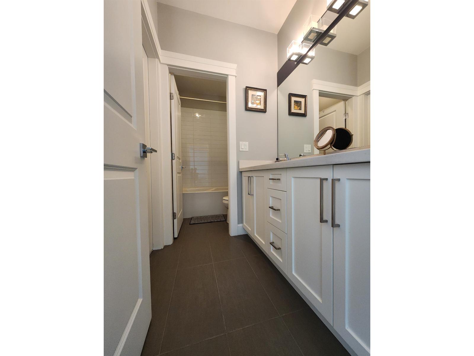 16412 26b Avenue, Surrey, British Columbia  V3S 0E2 - Photo 16 - R3052273