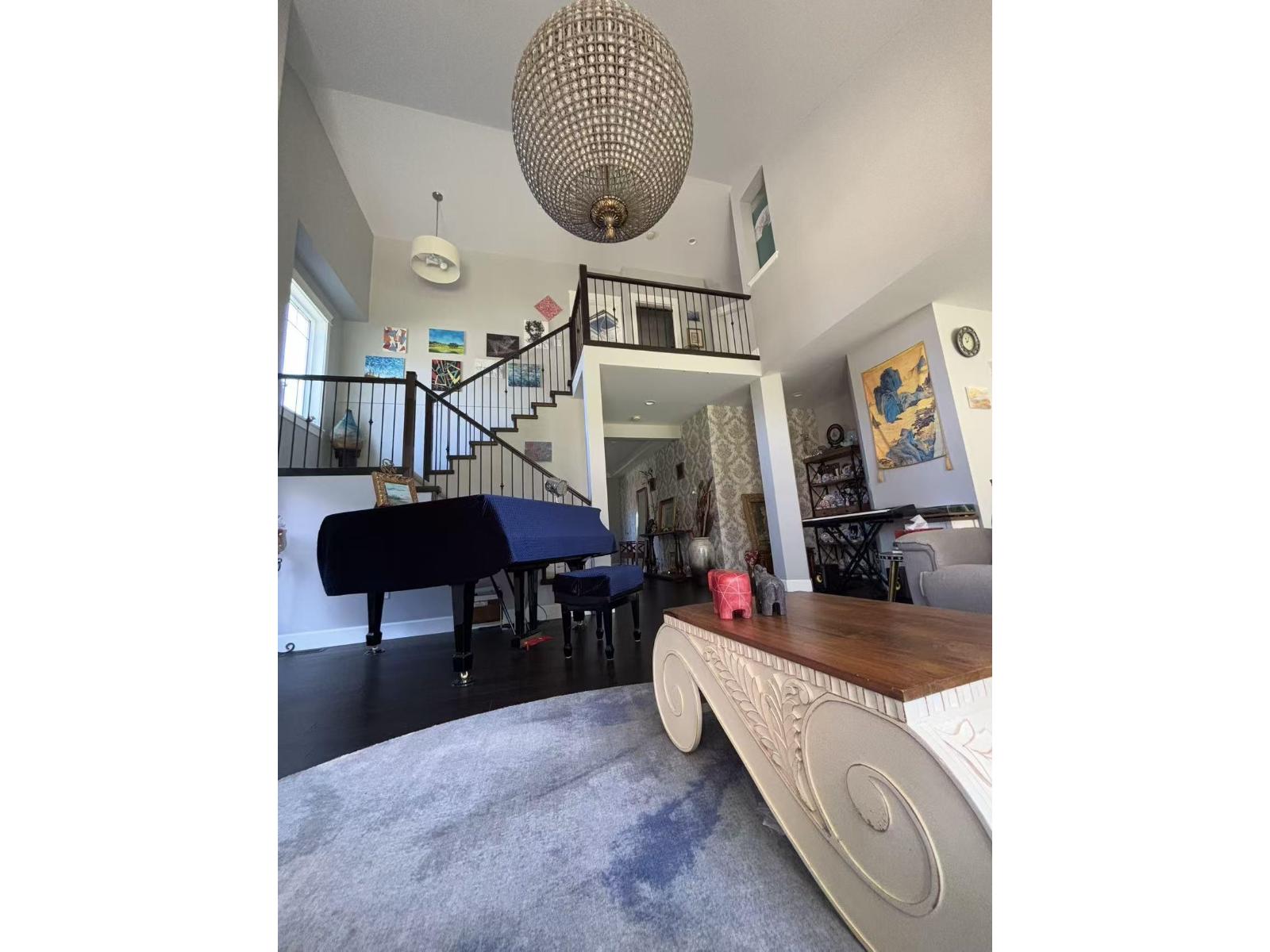 16412 26b Avenue, Surrey, British Columbia  V3S 0E2 - Photo 3 - R3052273