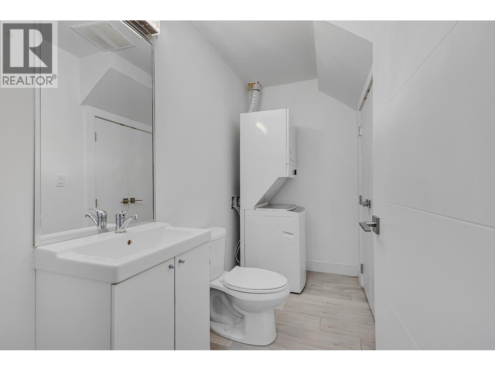 1412 E 63rd Avenue, Vancouver, British Columbia  V5P 2L7 - Photo 30 - R3047024