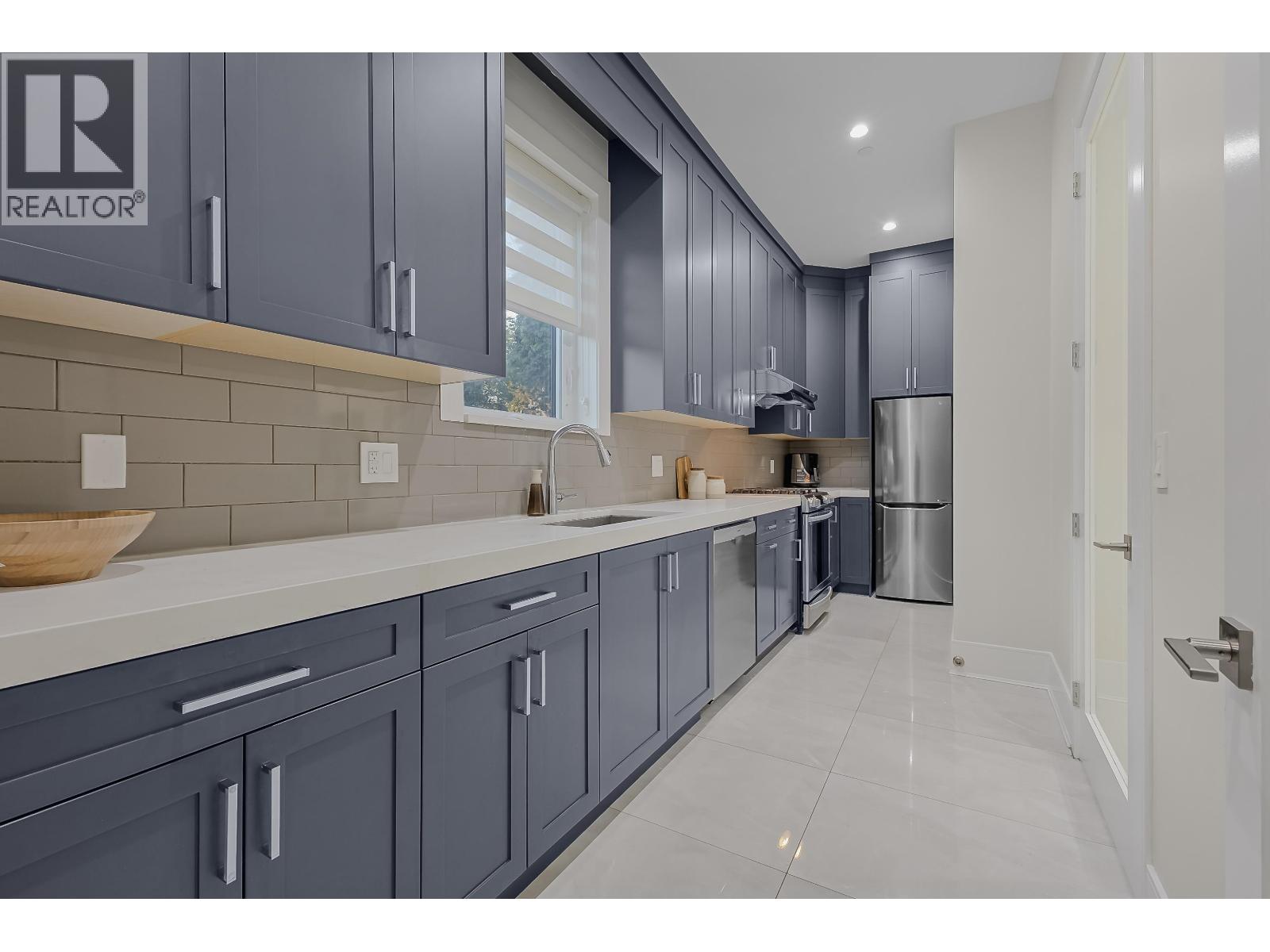 1412 E 63rd Avenue, Vancouver, British Columbia  V5P 2L7 - Photo 7 - R3047024