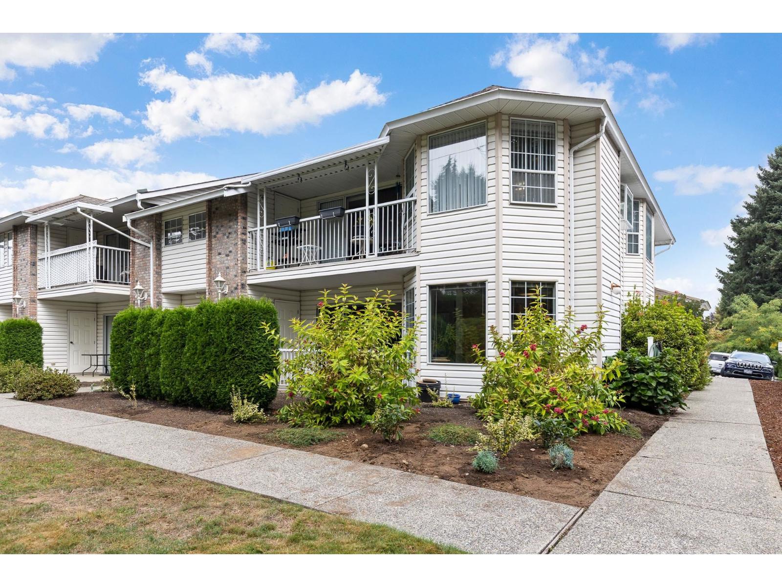 51 2938 Trafalgar Street, Abbotsford, British Columbia  V3S 7X5 - Photo 1 - R3052680