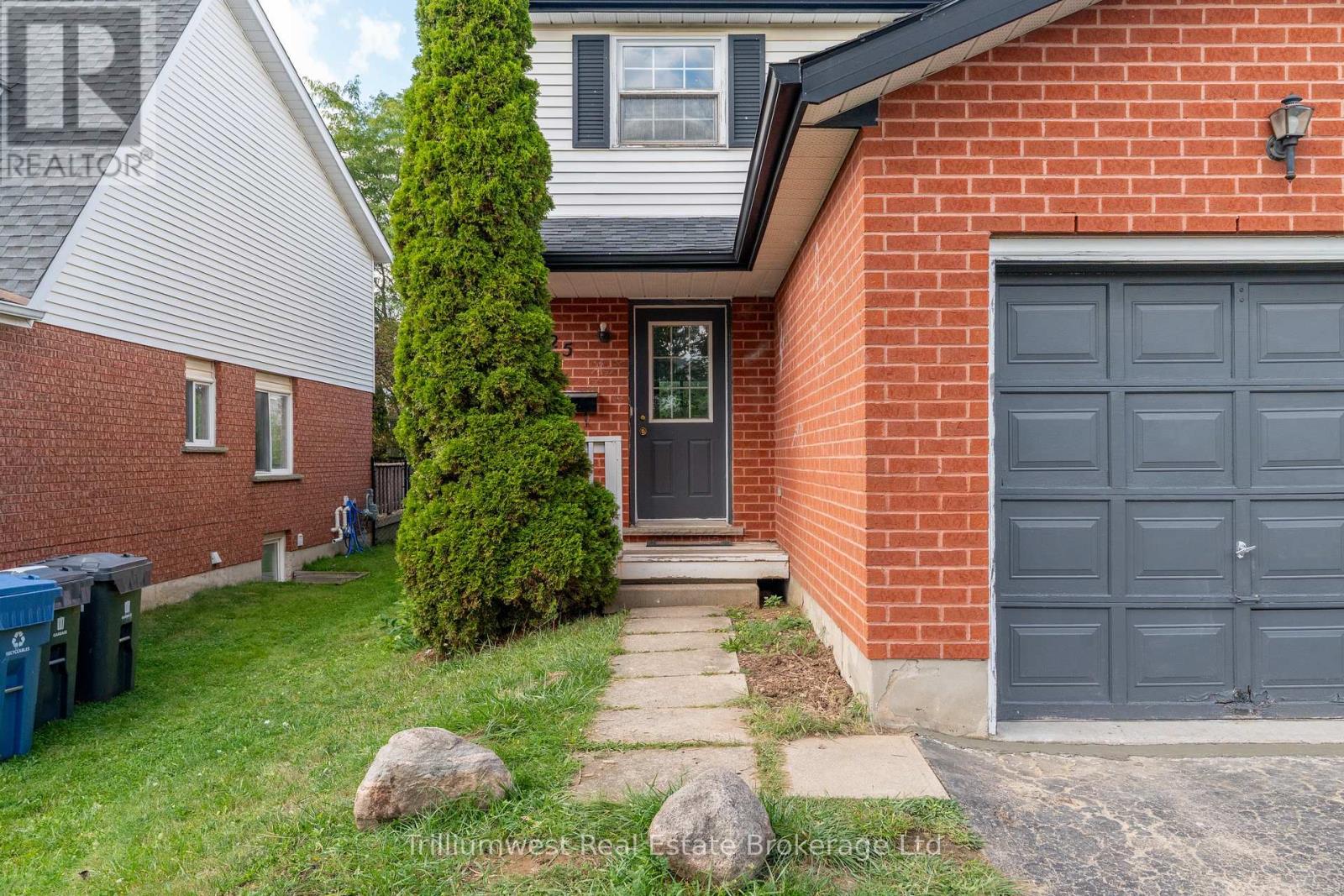 25 Sidney Crescent, Guelph, Ontario  N1G 4V1 - Photo 2 - X12430065
