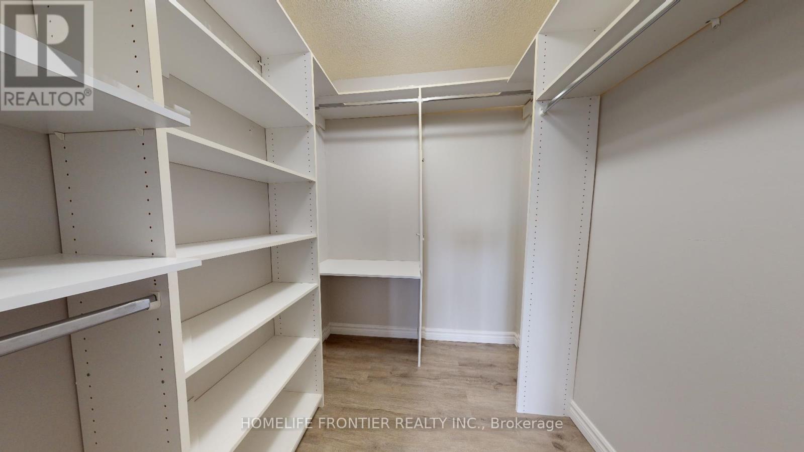 605 - 200 Robert Speck Parkway, Mississauga, Ontario  L4Z 1S3 - Photo 14 - W12430026