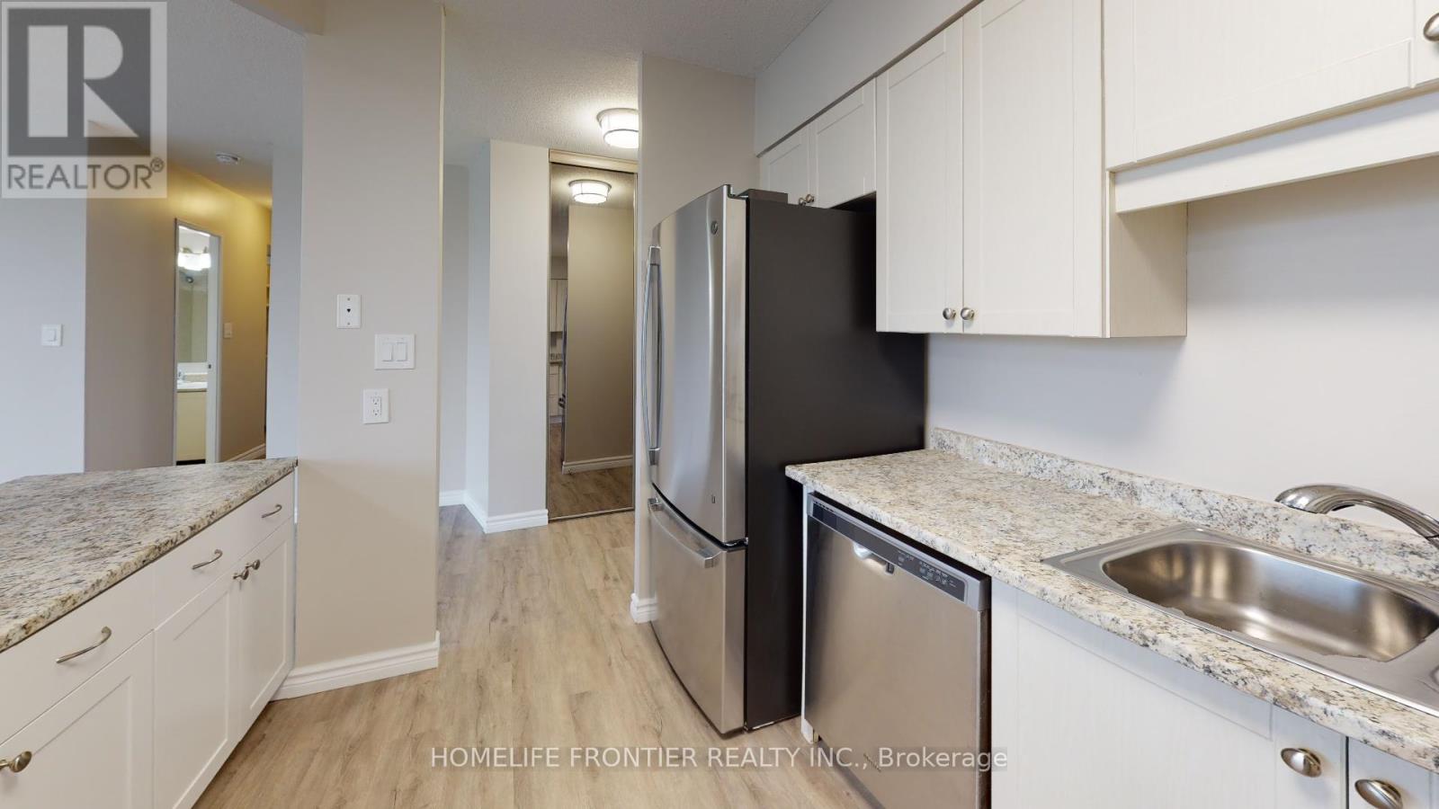 605 - 200 Robert Speck Parkway, Mississauga, Ontario  L4Z 1S3 - Photo 9 - W12430026