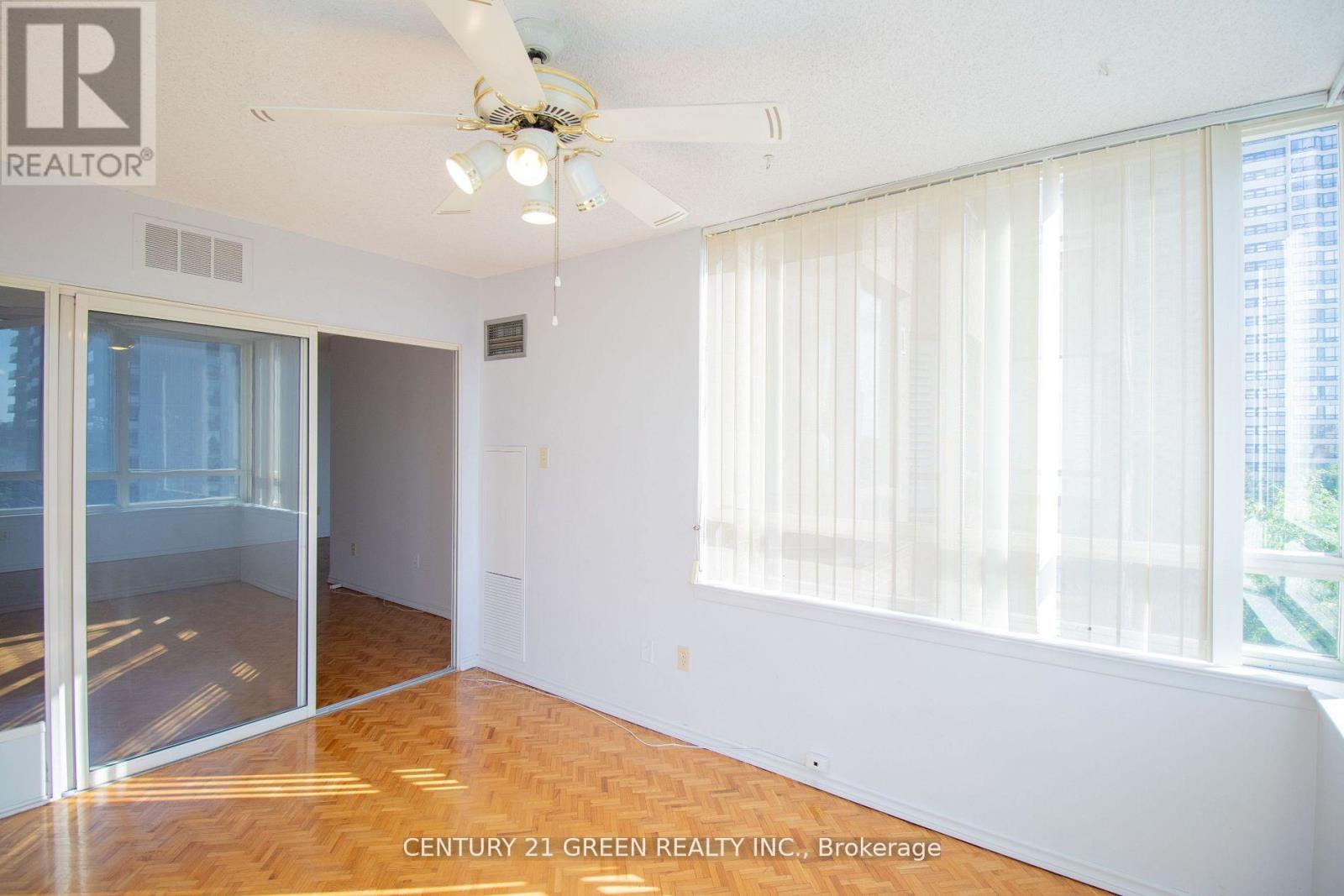 706 - 5 Lisa Street, Brampton, Ontario  L6T 4T4 - Photo 16 - W12430029