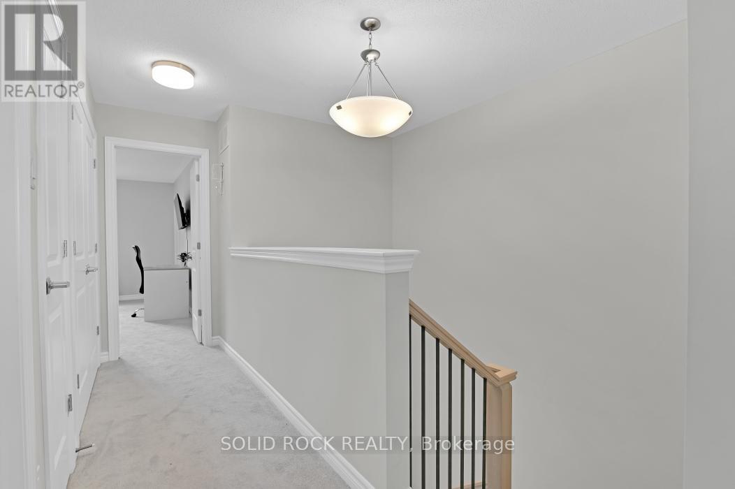 39 Jargeau Road, Ottawa, Ontario  K1W 0S7 - Photo 13 - N12430055