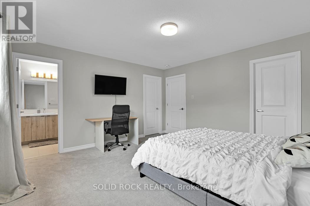 39 Jargeau Road, Ottawa, Ontario  K1W 0S7 - Photo 15 - N12430055