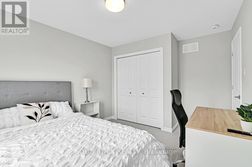 39 Jargeau Road, Ottawa, Ontario  K1W 0S7 - Photo 20 - N12430055