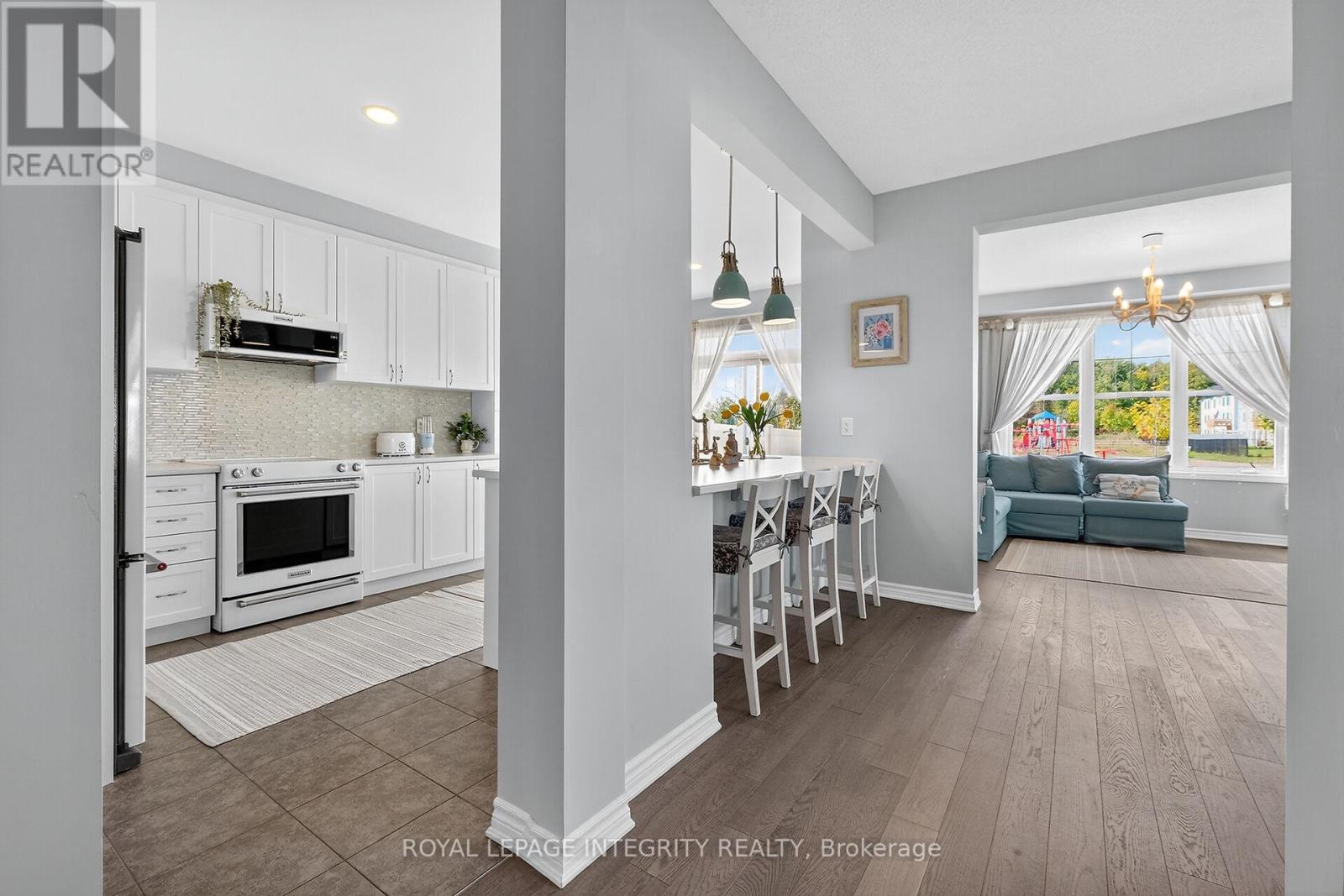 1112 Apolune Street, Ottawa, Ontario  K2J 6N8 - Photo 11 - X12430057