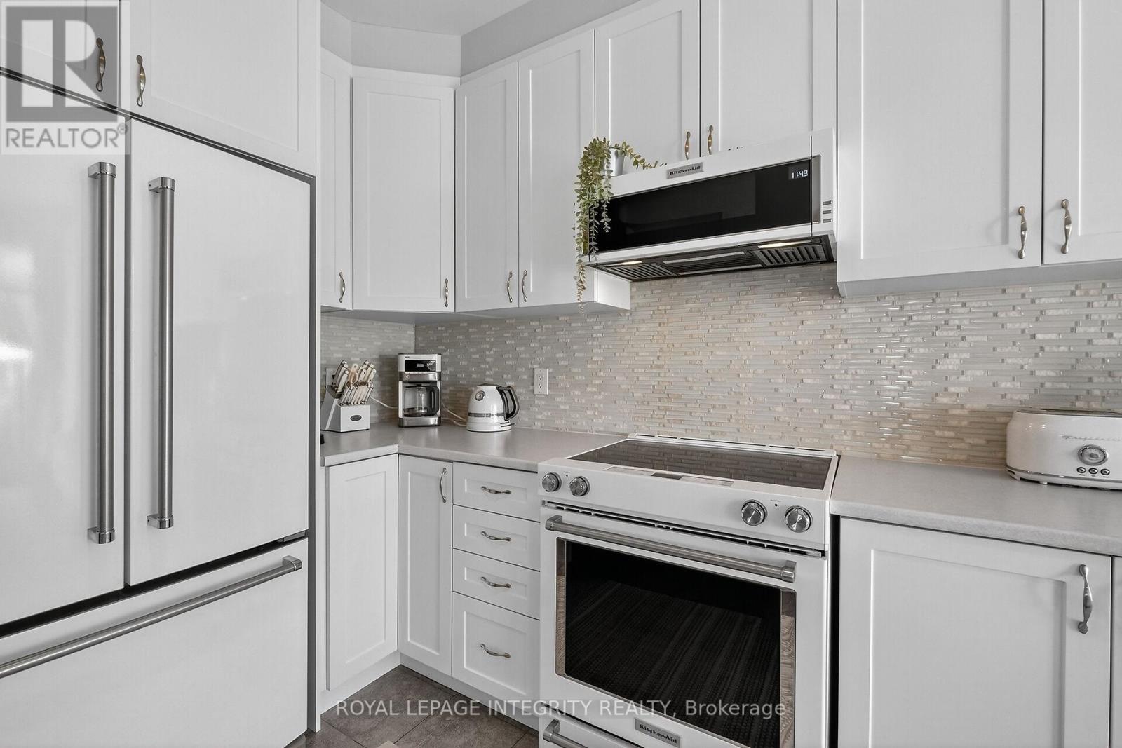 1112 Apolune Street, Ottawa, Ontario  K2J 6N8 - Photo 23 - X12430057