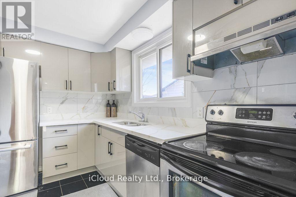 260 St Augustine Drive, St. Catharines, Ontario  L2P 3P8 - Photo 9 - X12430031