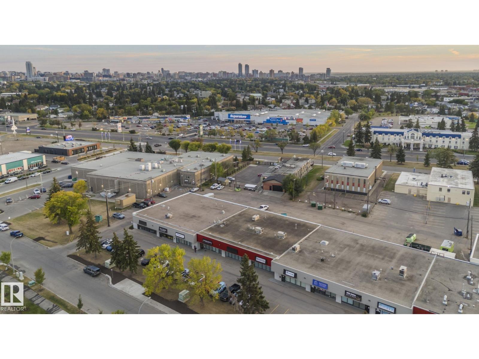 28,30 Airport Road Nw, Edmonton, Alberta  T5G 0W7 - Photo 5 - E4459782
