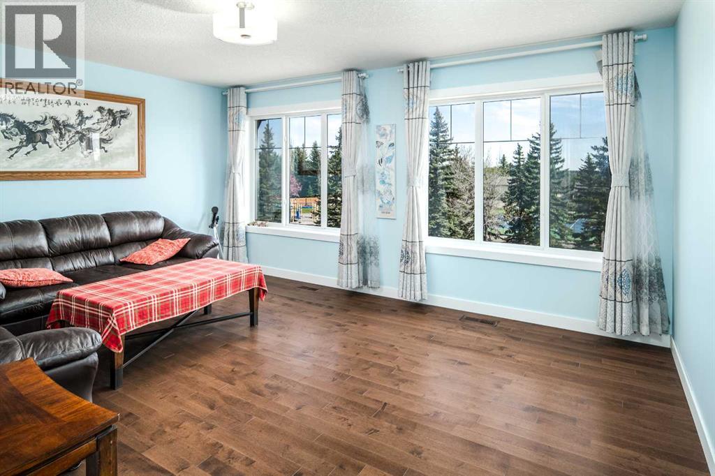 767 Shawnee Drive Sw, Calgary, Alberta  T2Y 1V6 - Photo 32 - A2258396