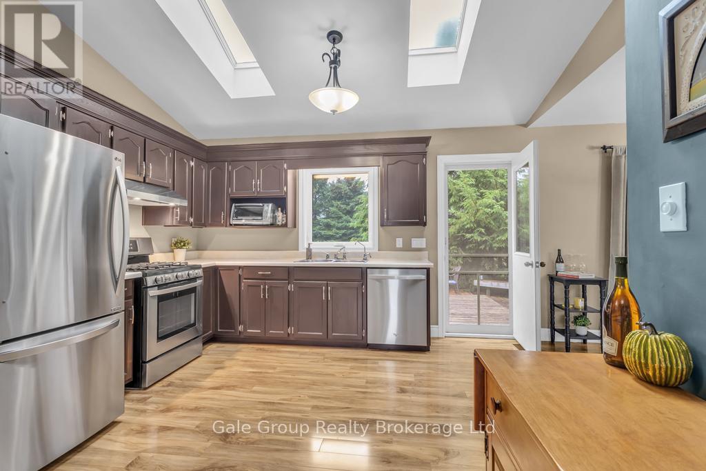 57 Mark Crescent, South-West Oxford, Ontario  N4S 7V6 - Photo 10 - X12429952