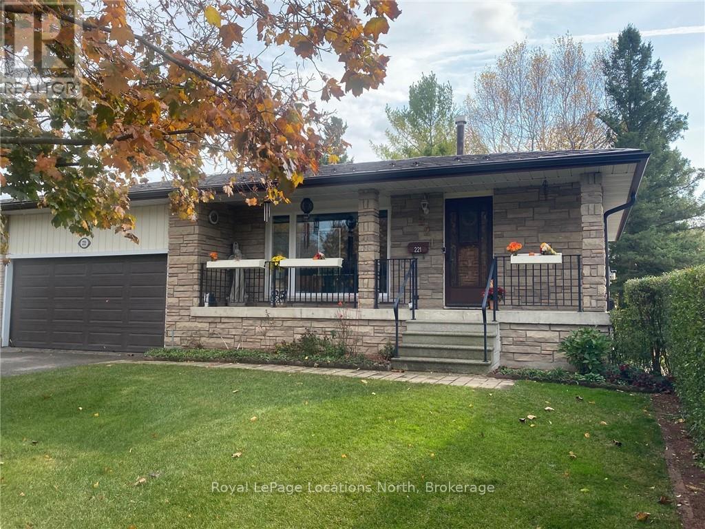 221 John Street, Clearview (Stayner), Ontario  L0M 1S0 - Photo 42 - S12429112
