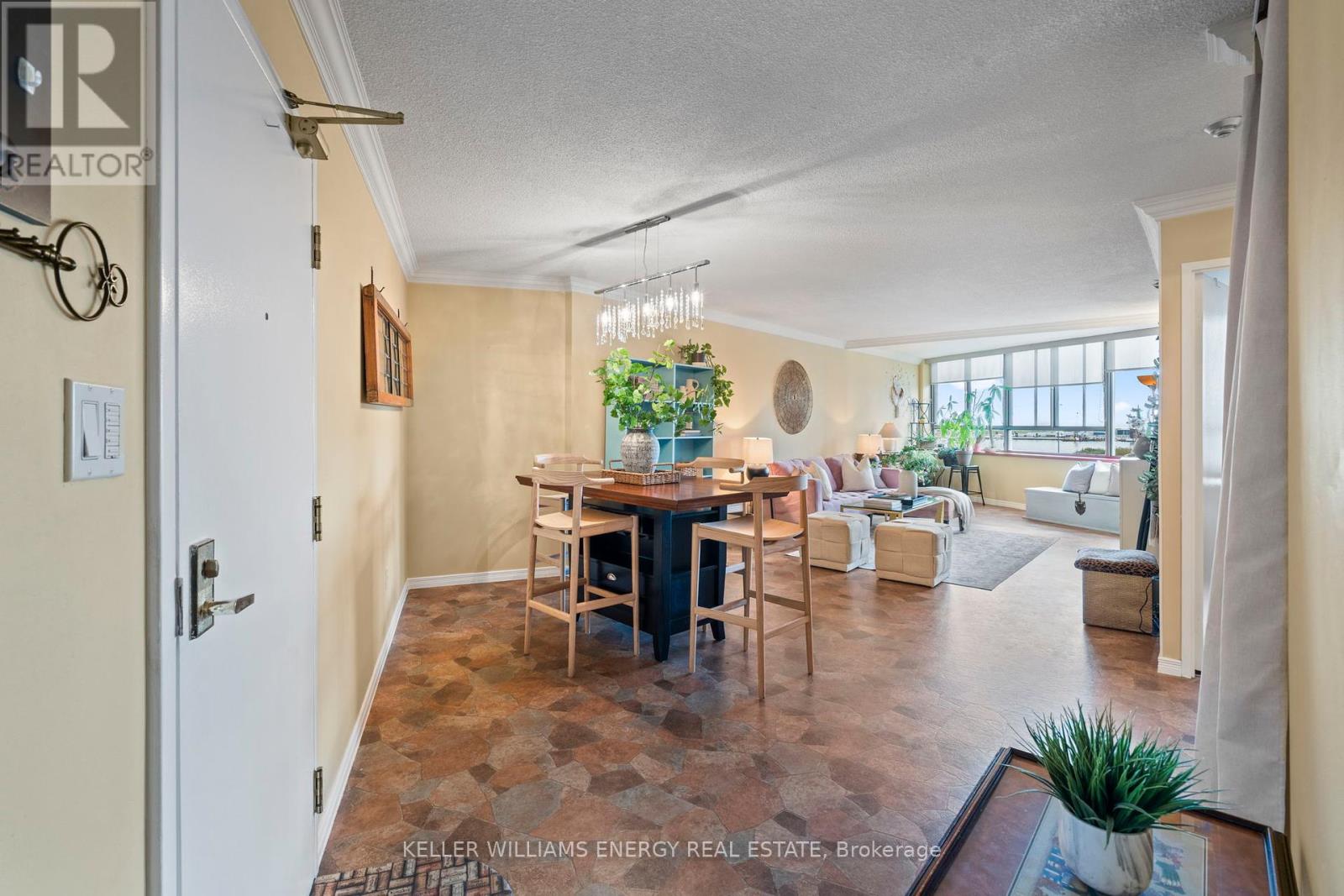 704 - 270 Queens Quay W, Toronto, Ontario  M5J 2N4 - Photo 11 - C12428096