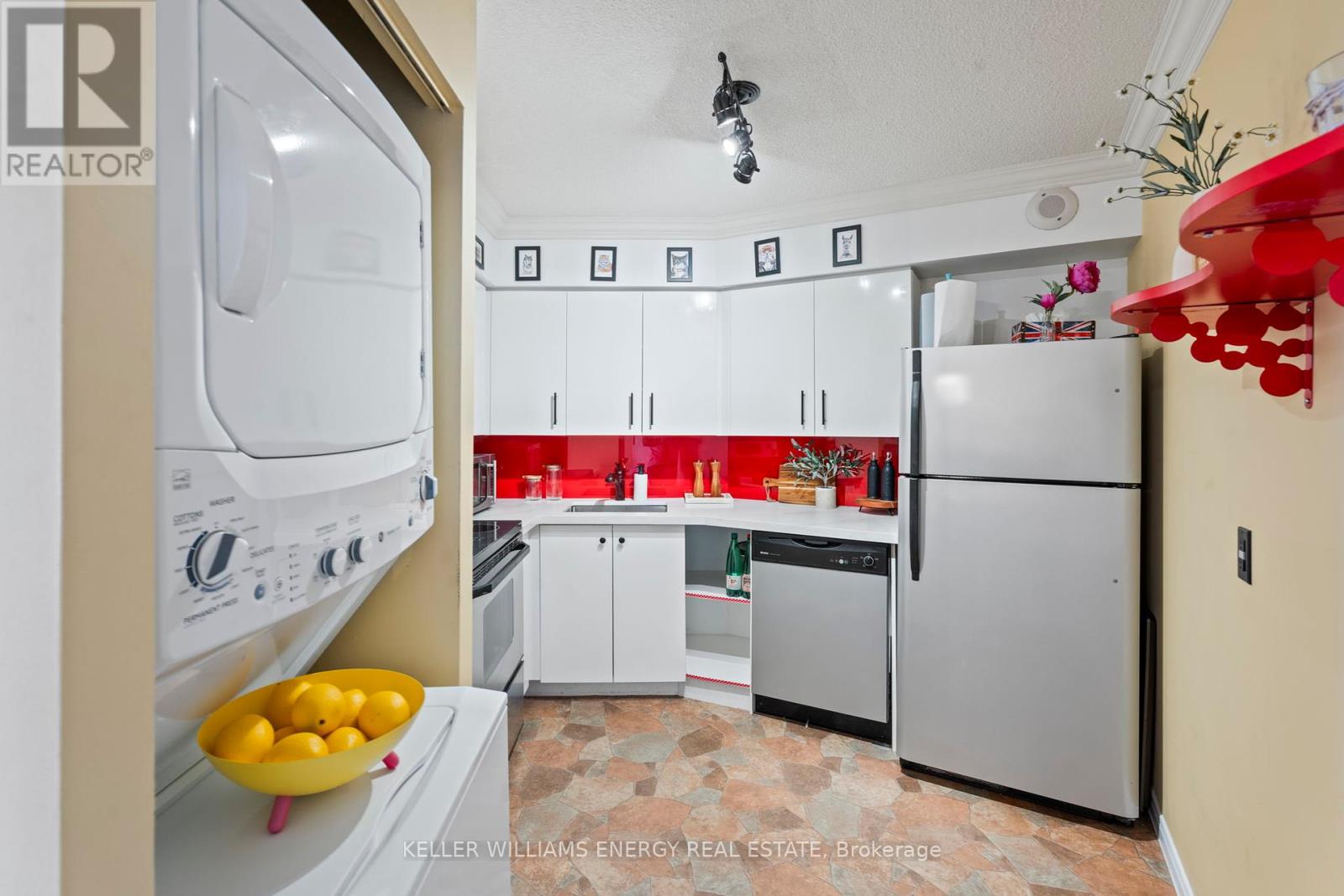704 - 270 Queens Quay W, Toronto, Ontario  M5J 2N4 - Photo 22 - C12428096