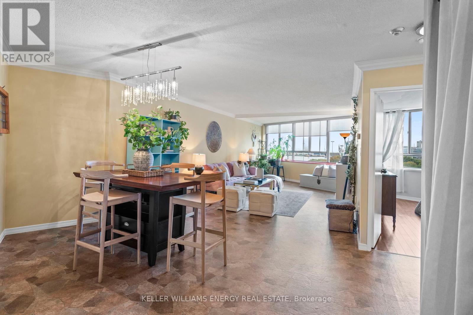 704 - 270 Queens Quay W, Toronto, Ontario  M5J 2N4 - Photo 8 - C12428096