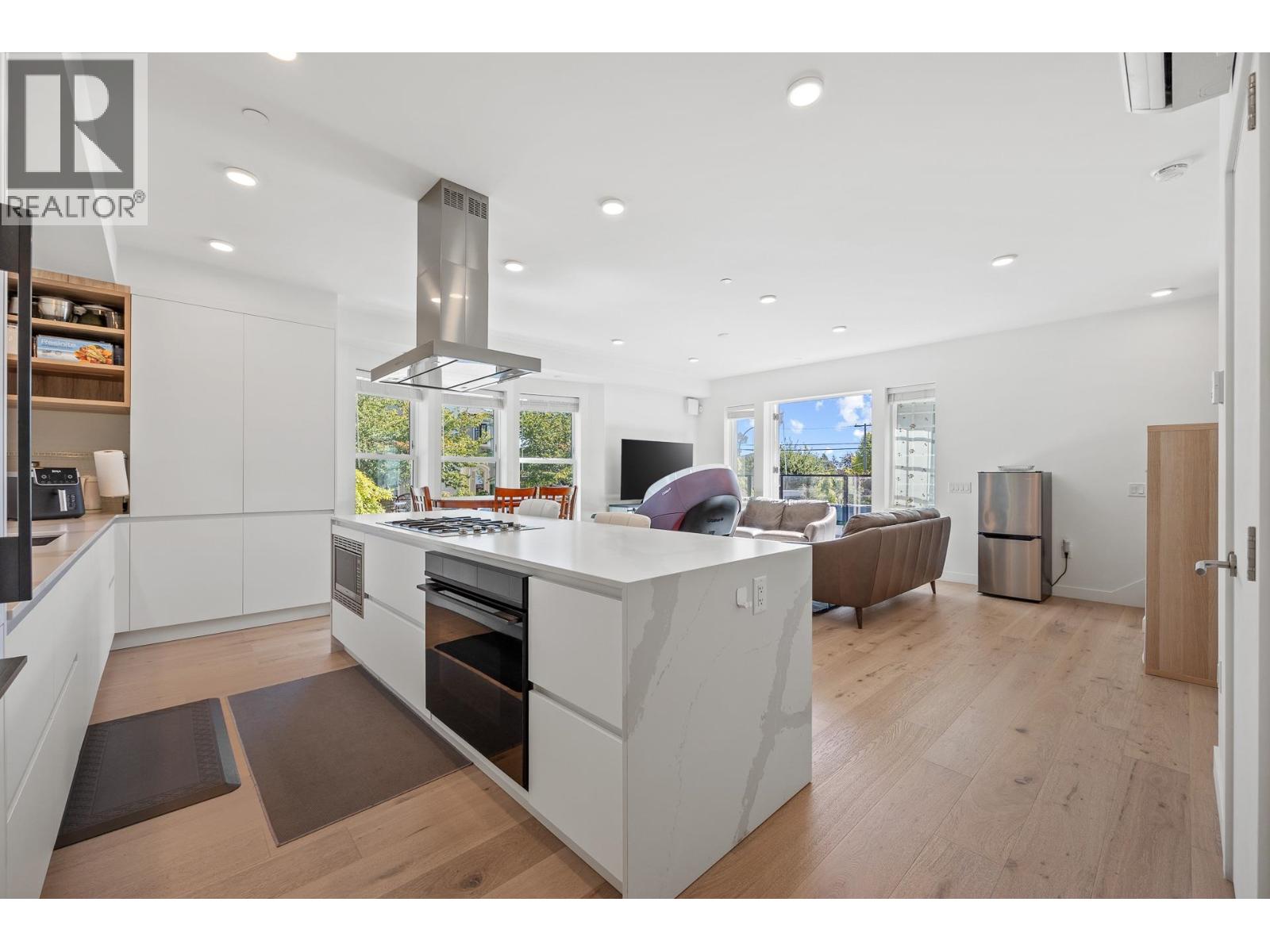 1312 W 57th Avenue, Vancouver, British Columbia  V6P 1S8 - Photo 4 - R3052739