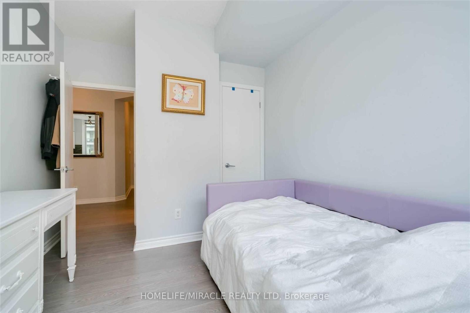 203 - 219 Fort York Boulevard, Toronto, Ontario  M5V 1B1 - Photo 10 - C12430037