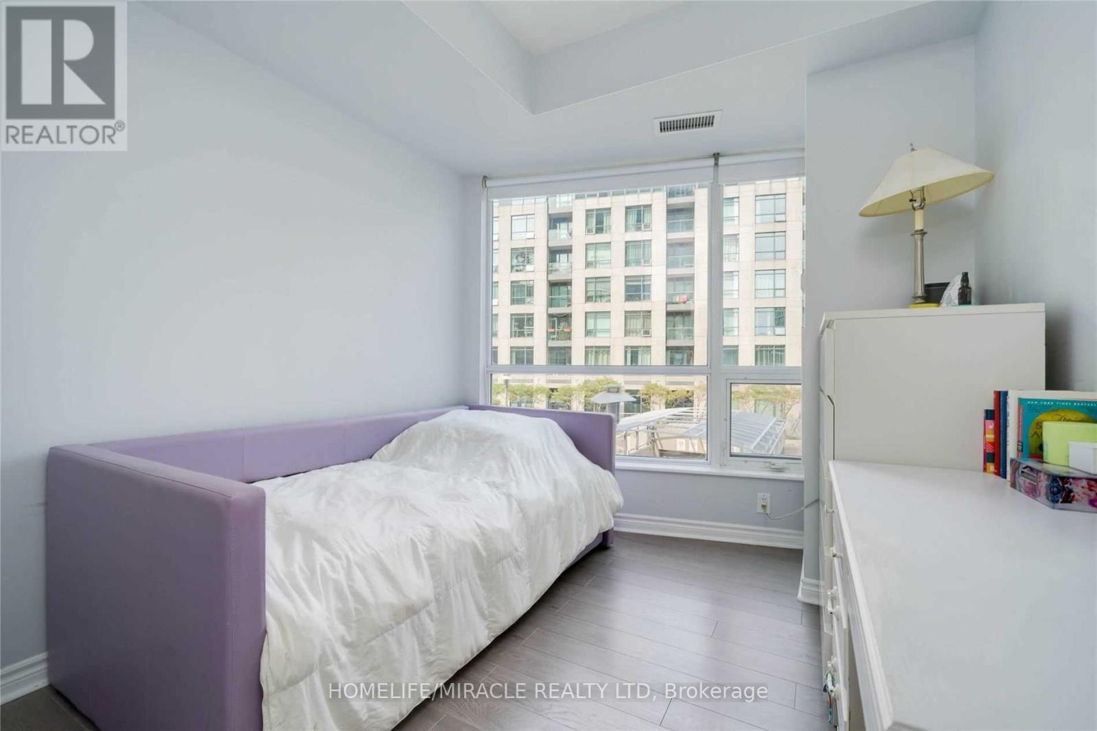 203 - 219 Fort York Boulevard, Toronto, Ontario  M5V 1B1 - Photo 31 - C12430037