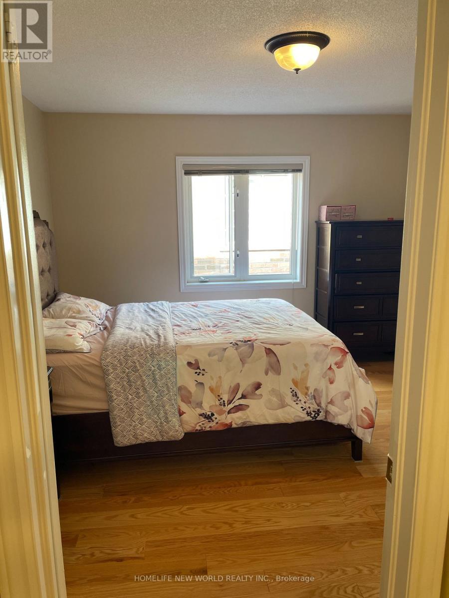 39 Green Meadows Circle, Toronto (Don Valley Village), Ontario  M2J 5G6 - Photo 14 - C12416722