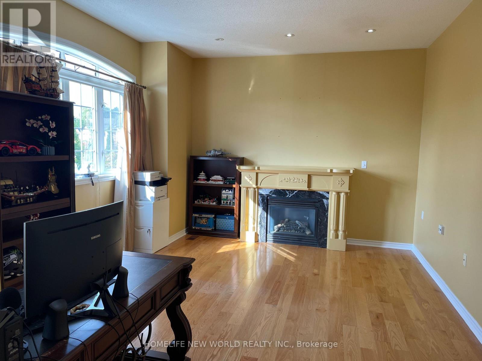 39 Green Meadows Circle, Toronto (Don Valley Village), Ontario  M2J 5G6 - Photo 12 - C12416722