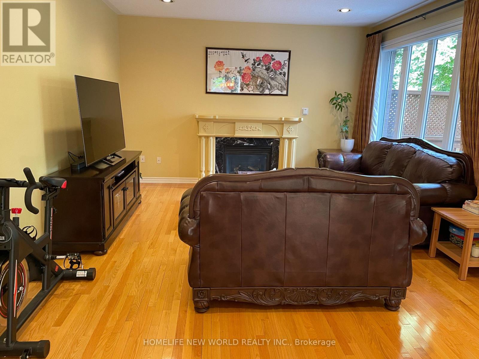 39 Green Meadows Circle, Toronto (Don Valley Village), Ontario  M2J 5G6 - Photo 8 - C12416722