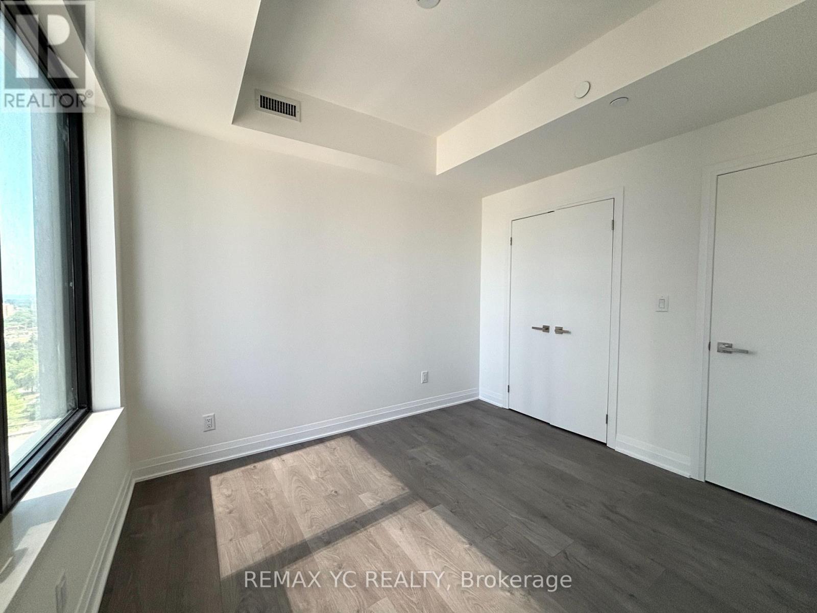 1610 - 4015 The Exchange, Mississauga, Ontario  L5B 1M7 - Photo 10 - W12430049