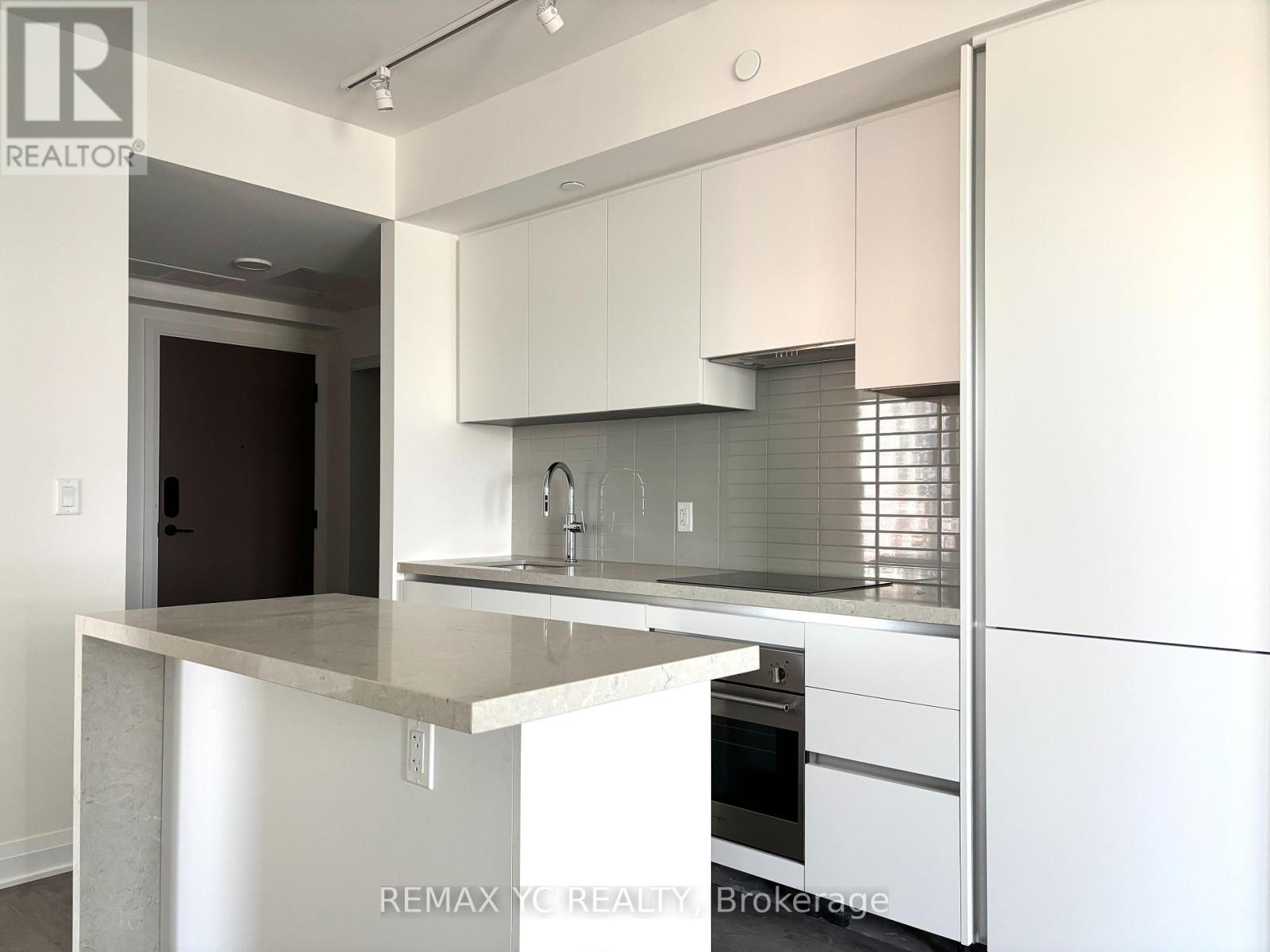1610 - 4015 The Exchange, Mississauga, Ontario  L5B 1M7 - Photo 7 - W12430049