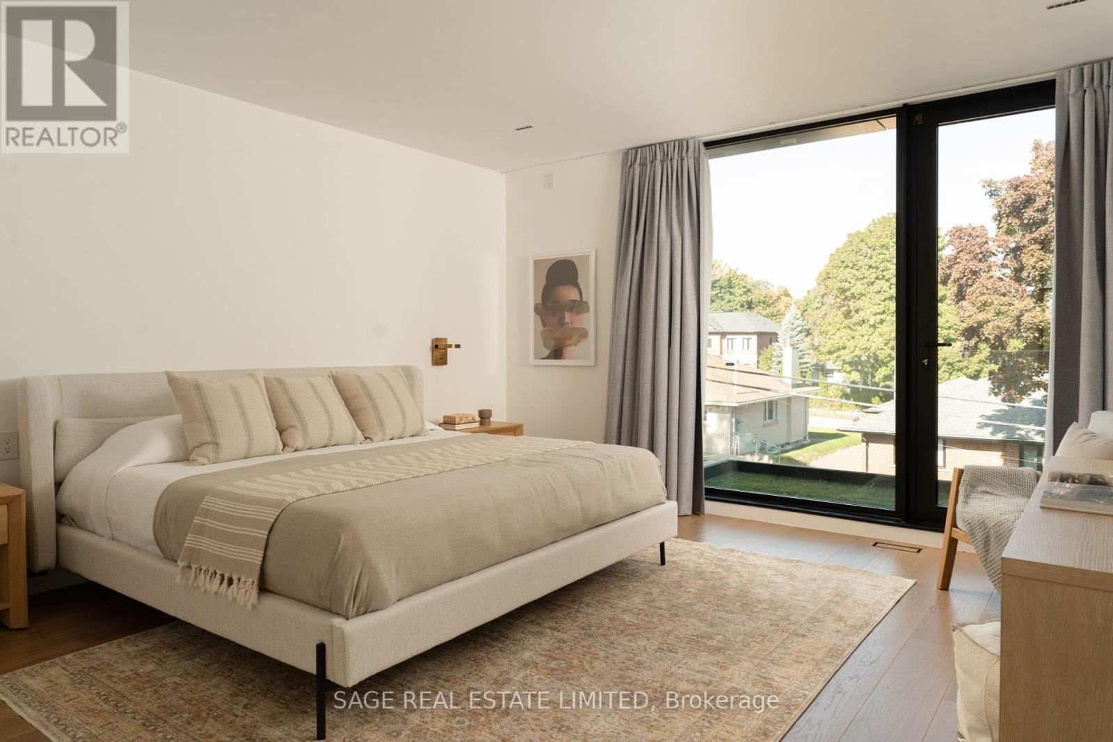 38 Ravensbourne Crescent, Toronto, Ontario  M9A 2A8 - Photo 35 - W12430060