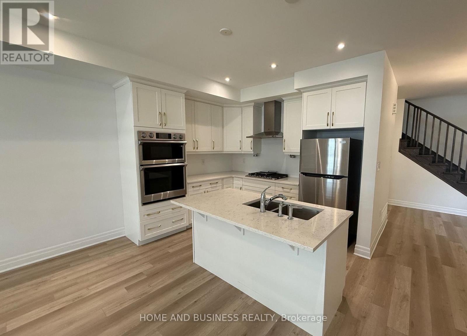 43 - 1317 Leriche Way, Milton, Ontario  L9E 0H5 - Photo 3 - W12430066