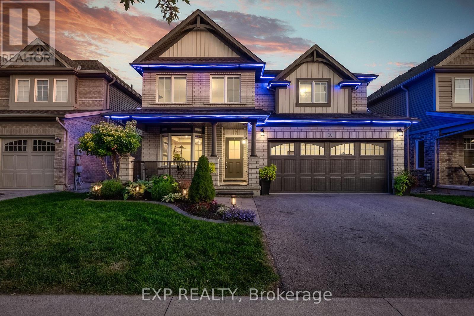 10 Riley Avenue, Pelham, Ontario  L0S 1E6 - Photo 1 - X12430083