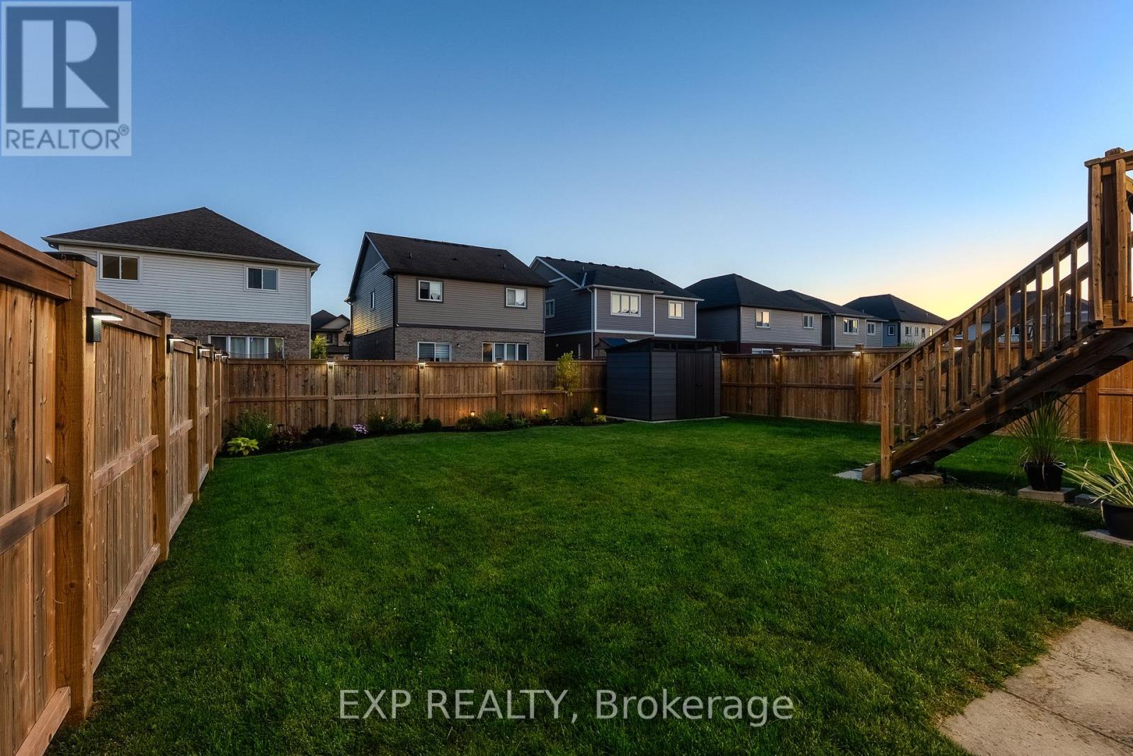 10 Riley Avenue, Pelham, Ontario  L0S 1E6 - Photo 38 - X12430083