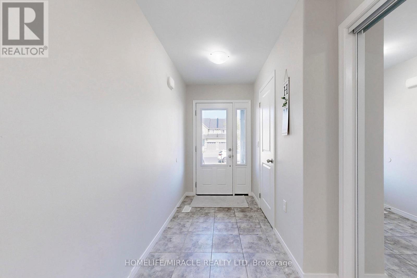 1611 Hetherington Drive, Peterborough, Ontario  K9L 0G6 - Photo 5 - X12430058
