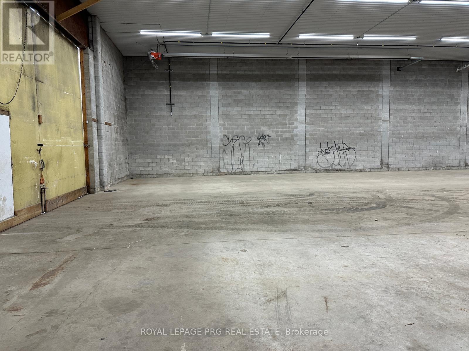31 Thames Street S, Ingersoll, Ontario  N5C 2S8 - Photo 13 - X12430067