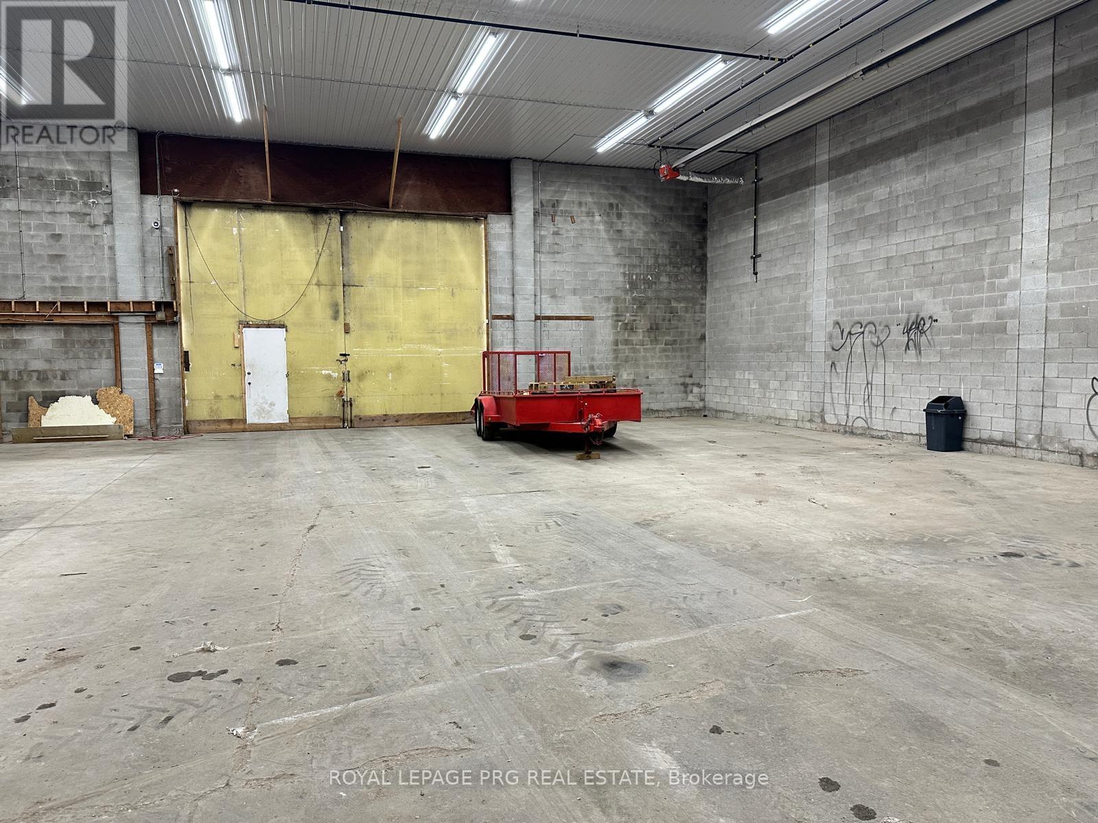 31 Thames Street S, Ingersoll, Ontario  N5C 2S8 - Photo 17 - X12430067