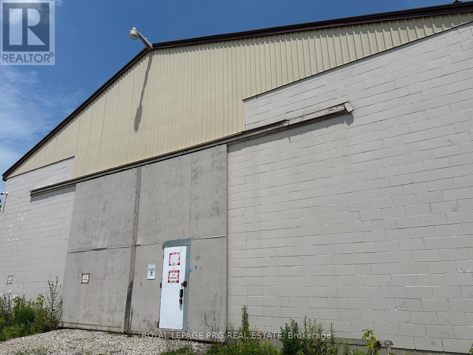 31 Thames Street S, Ingersoll, Ontario  N5C 2S8 - Photo 3 - X12430067