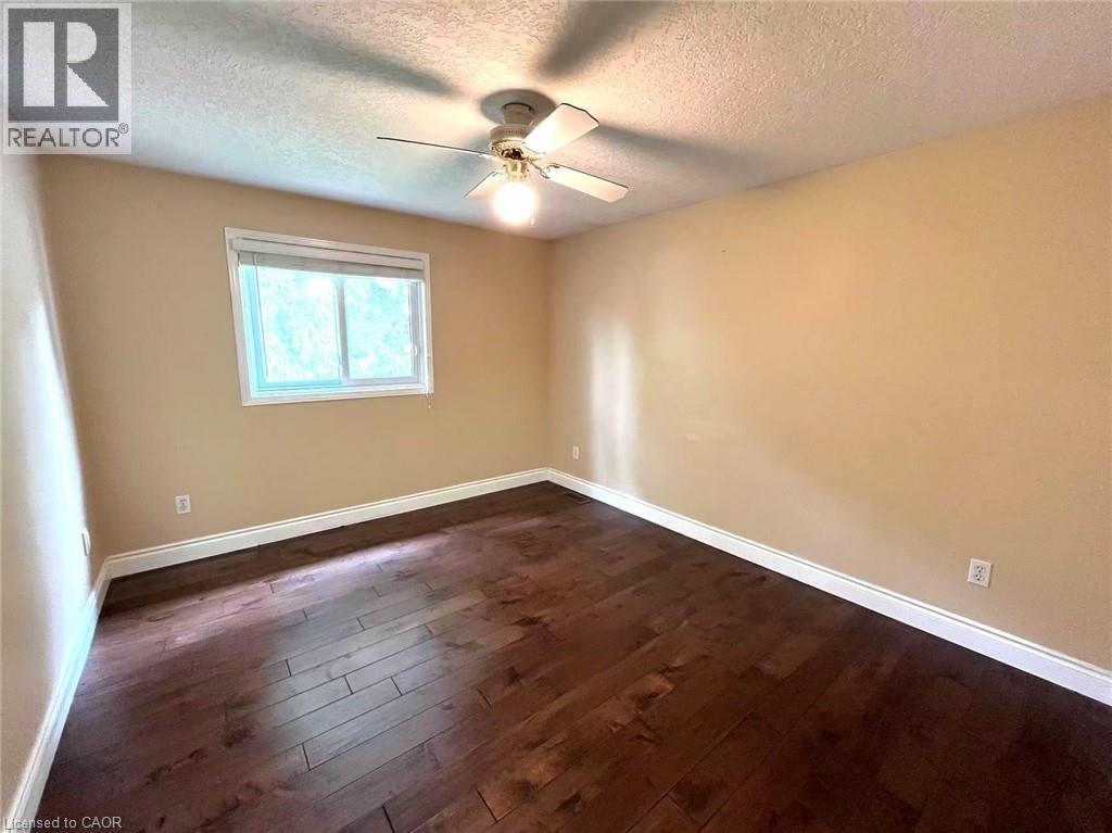 106 Mountain Mint Crescent, Kitchener, Ontario  N2E 3R7 - Photo 13 - 40774137
