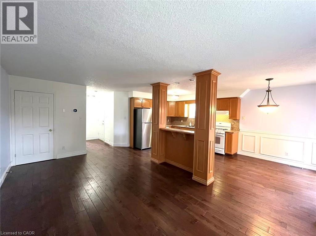 106 Mountain Mint Crescent, Kitchener, Ontario  N2E 3R7 - Photo 8 - 40774137