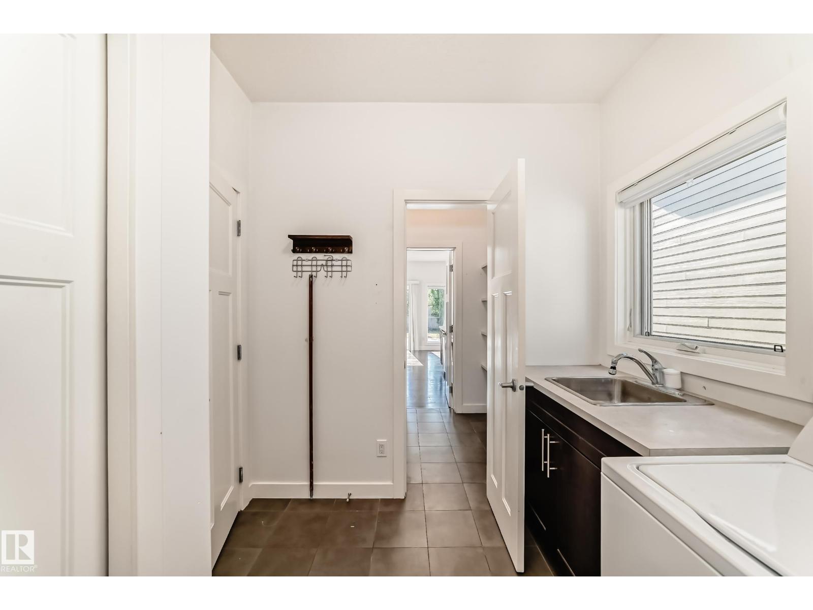 3313 Kidd Cl Sw, Edmonton, Alberta  T6W 2P7 - Photo 40 - E4459786