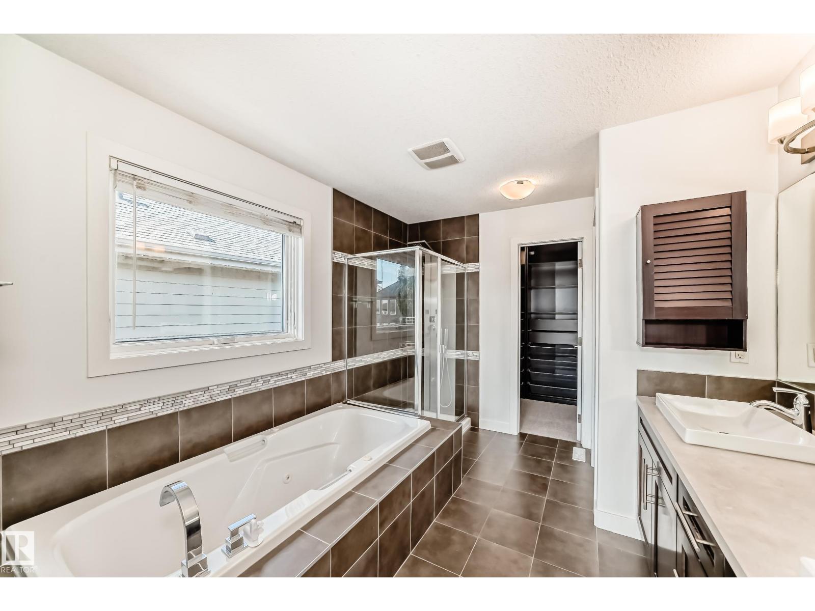 3313 Kidd Cl Sw, Edmonton, Alberta  T6W 2P7 - Photo 49 - E4459786