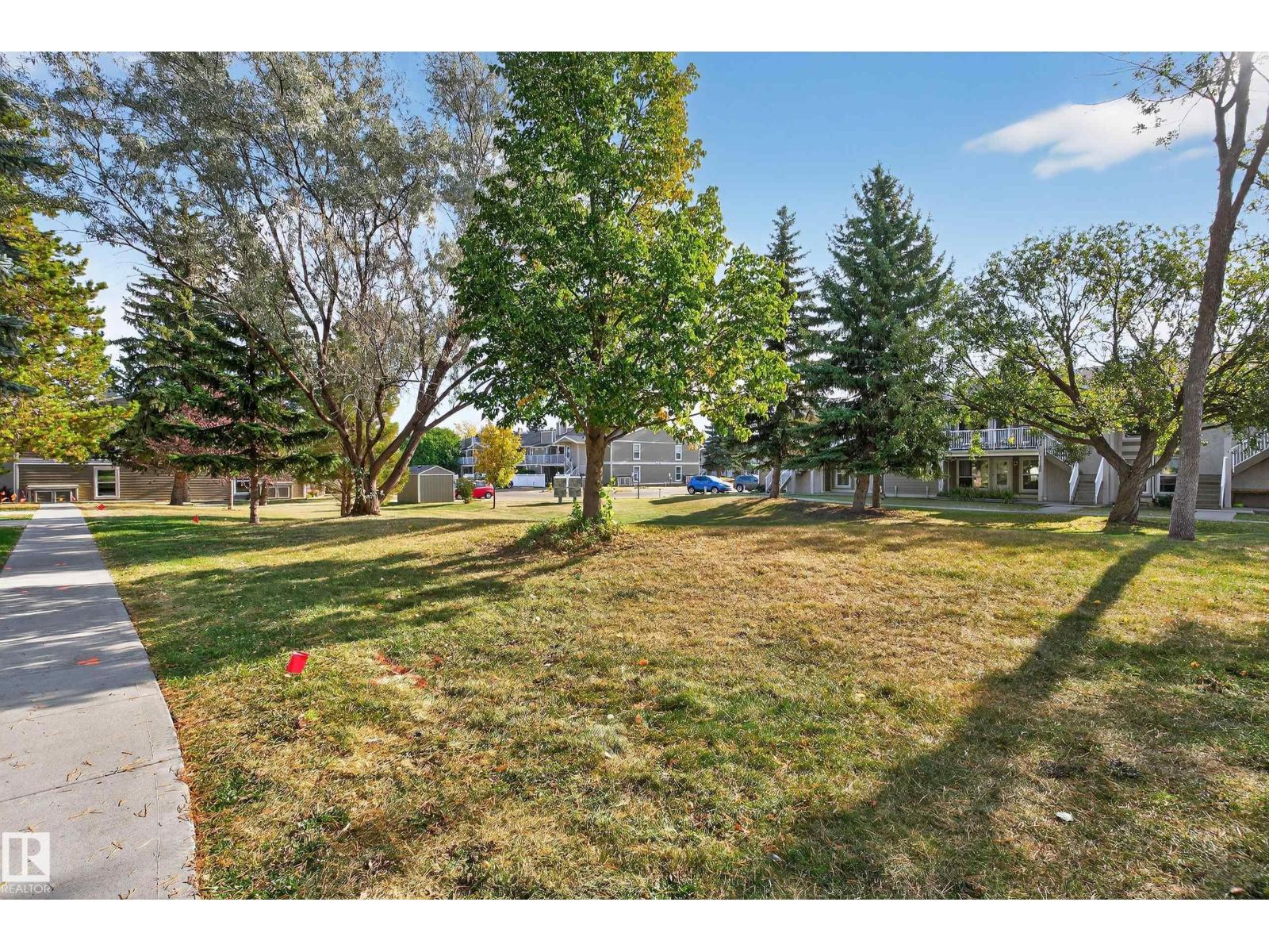 1174 Saddleback Rd Nw, Edmonton, Alberta  T6J 4Z4 - Photo 13 - E4459788