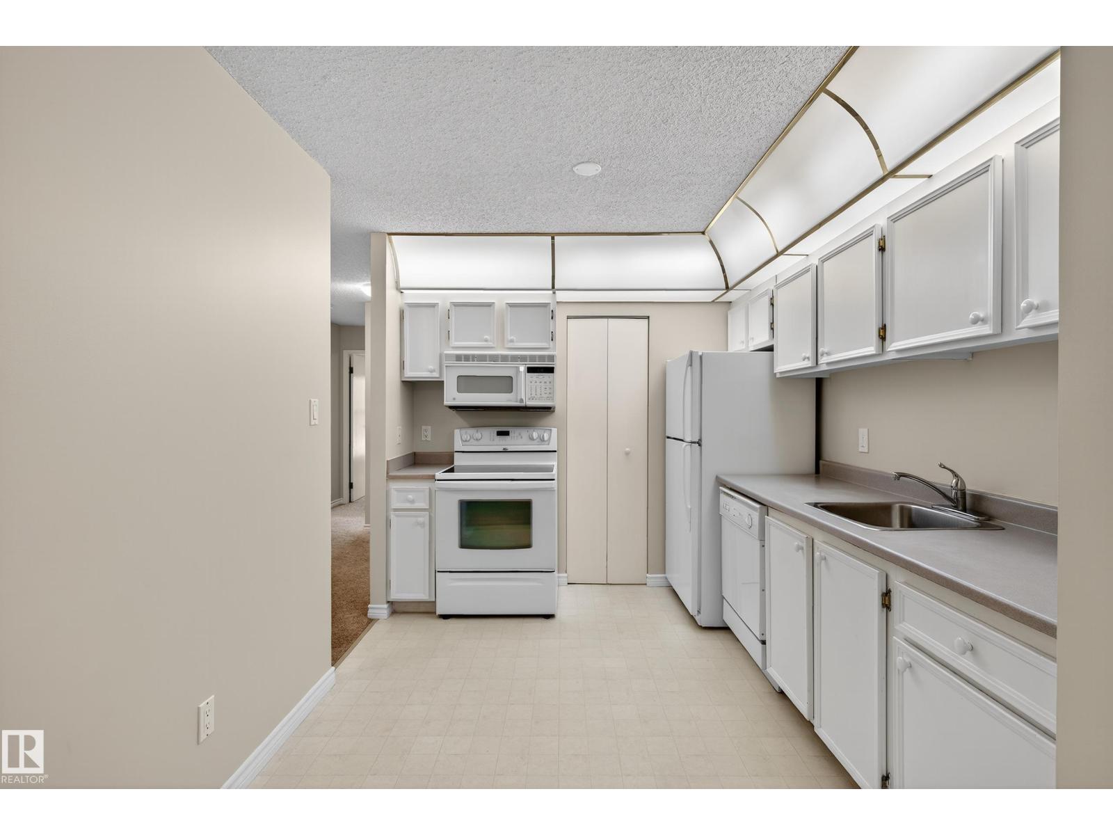 1174 Saddleback Rd Nw, Edmonton, Alberta  T6J 4Z4 - Photo 25 - E4459788