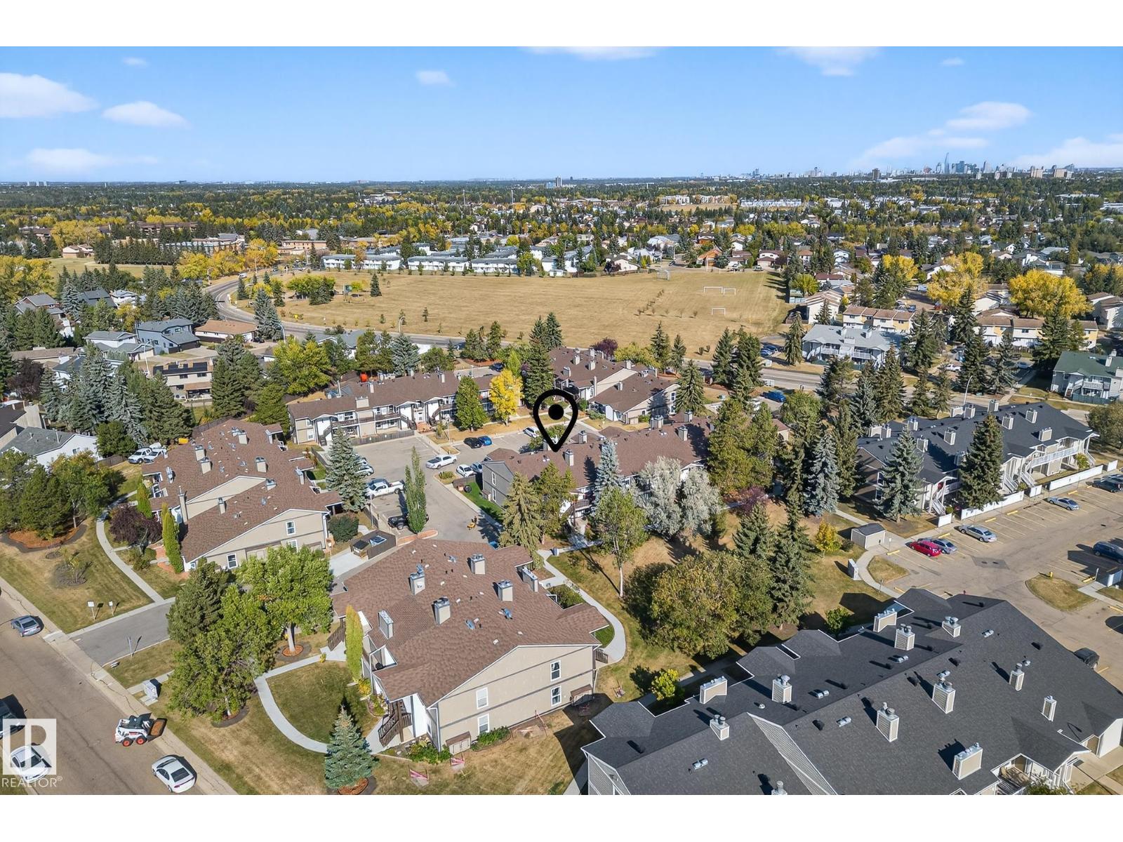 1174 Saddleback Rd Nw, Edmonton, Alberta  T6J 4Z4 - Photo 3 - E4459788
