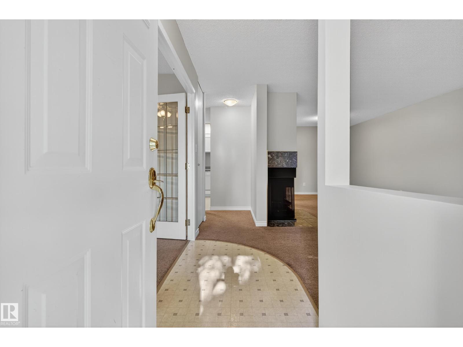 1174 Saddleback Rd Nw, Edmonton, Alberta  T6J 4Z4 - Photo 9 - E4459788