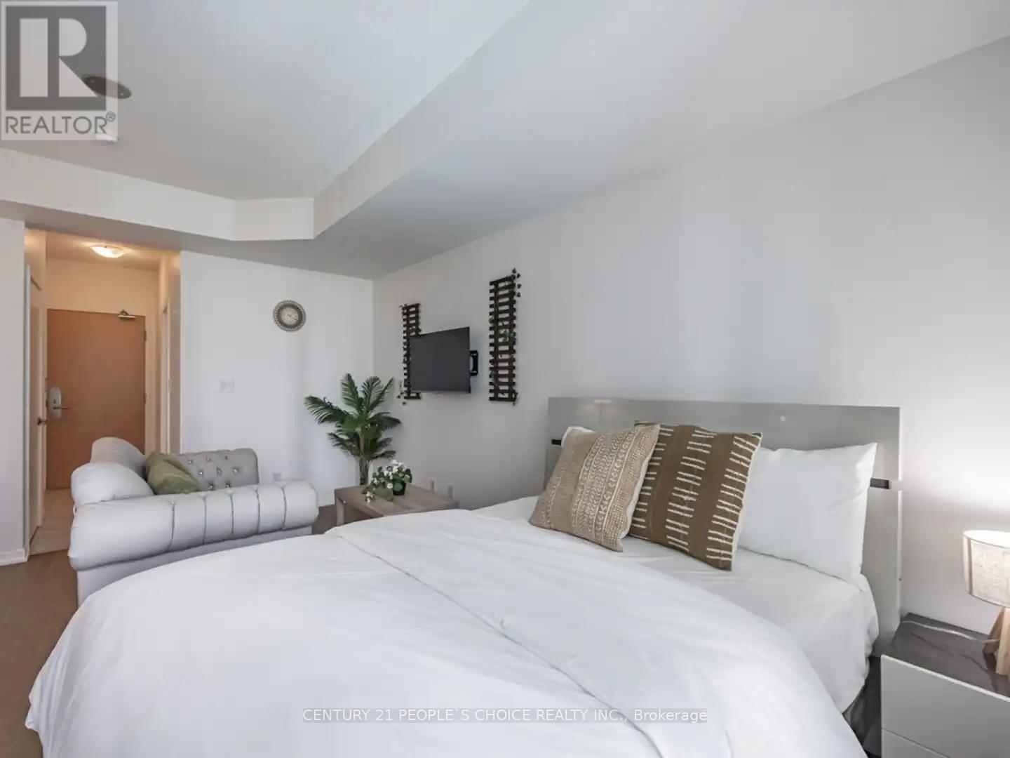 1203 - 65 Bremner Boulevard, Toronto, Ontario  M5J 0A7 - Photo 18 - C12430080