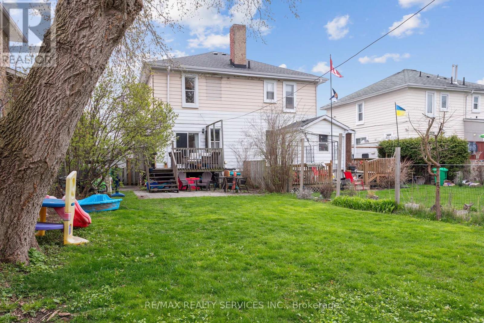 82 Rosedale Avenue W, Brampton, Ontario  L6X 1K1 - Photo 18 - W12428612