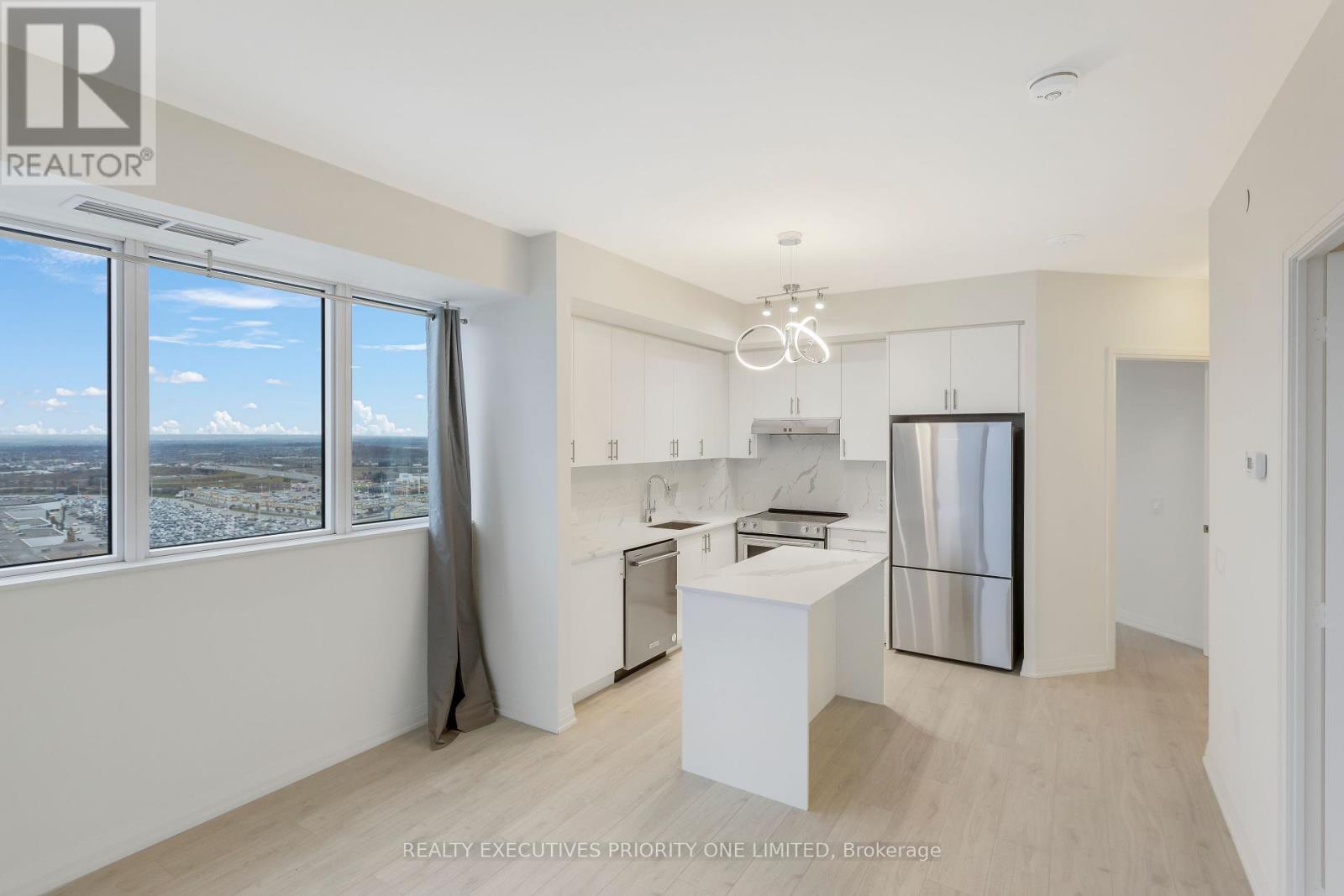 2018 - 9000 Jane Street, Vaughan, Ontario  L4K 0M6 - Photo 15 - N12430087