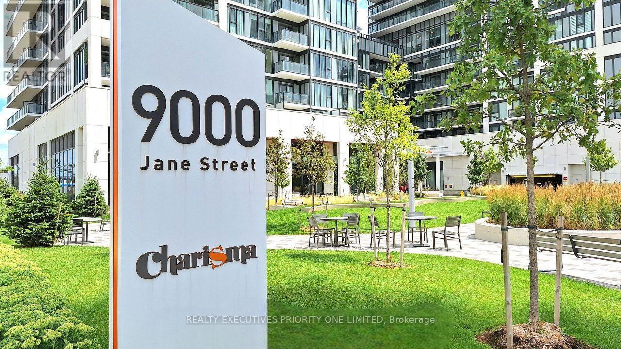 2018 - 9000 Jane Street, Vaughan, Ontario  L4K 0M6 - Photo 2 - N12430087